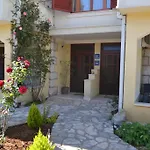 Madonna Guest house 3*